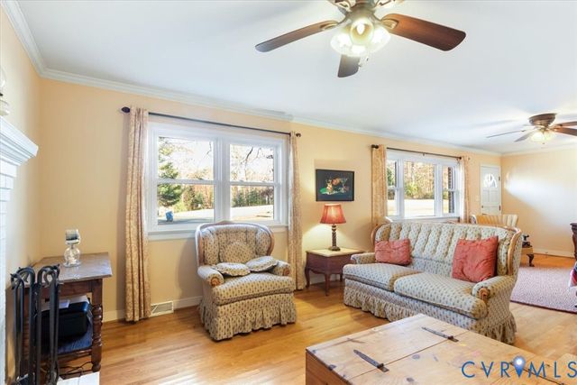 5300 Claridge Dr, Chesterfield, VA 23832