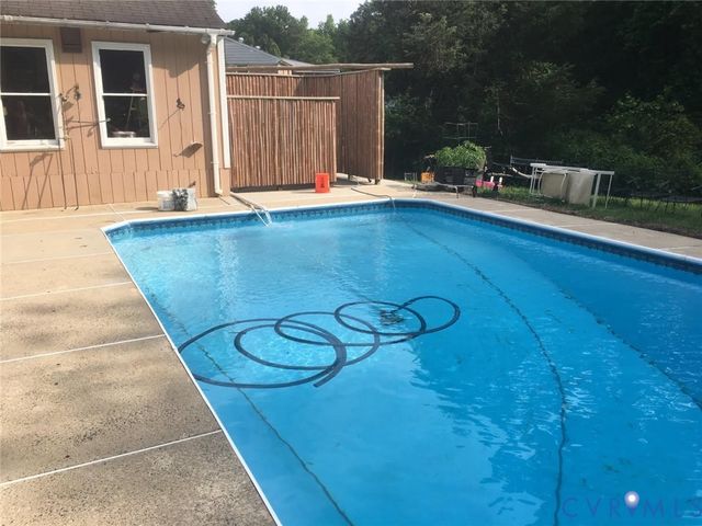 5300 Claridge Dr, Chesterfield, VA 23832