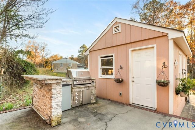 5300 Claridge Dr, Chesterfield, VA 23832