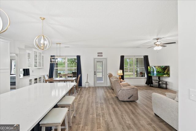 252 Big Horse Drive, Waynesville, GA 31566