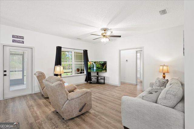 252 Big Horse Drive, Waynesville, GA 31566