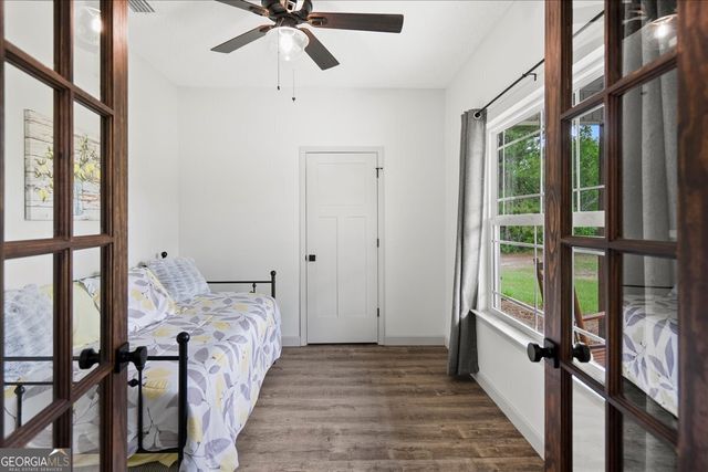 252 Big Horse Drive, Waynesville, GA 31566