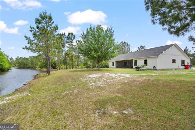 252 Big Horse Drive, Waynesville, GA 31566