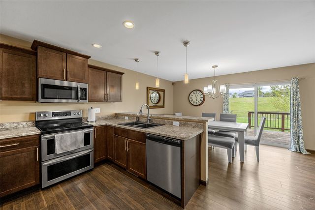 804 Buck St, Tiffin, IA 52340