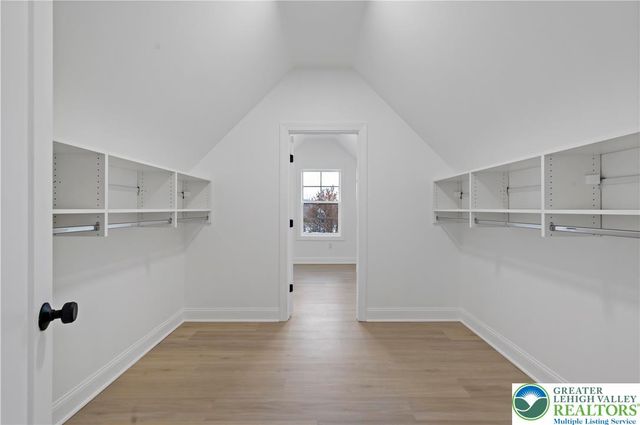 901 Renaldi Road, Wind Gap, PA 18091