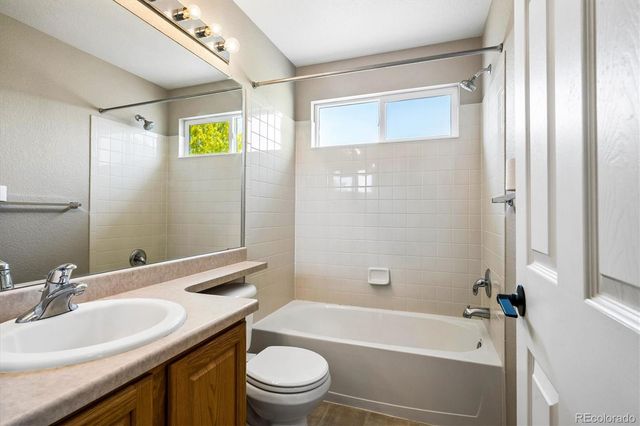 4454 S Himalaya Circle, Aurora, CO 80015