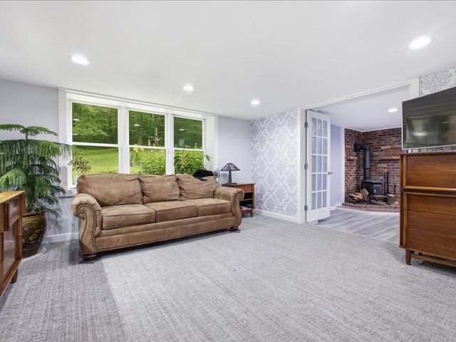 1093 East Hill Road, Richmond, VT 05477