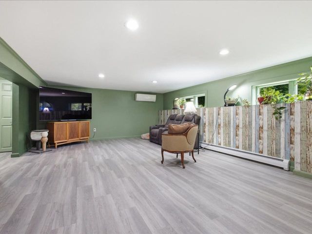 1093 East Hill Road, Richmond, VT 05477