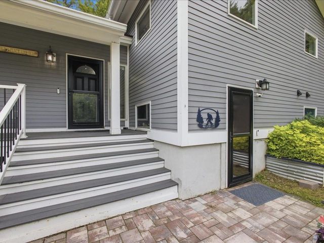 1093 East Hill Road, Richmond, VT 05477
