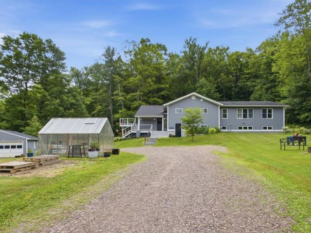 1093 East Hill Road, Richmond, VT 05477