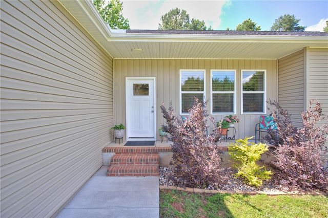 405 Pawnee Drive, Walhalla, SC 29691