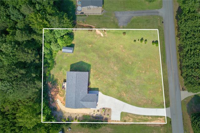 405 Pawnee Drive, Walhalla, SC 29691