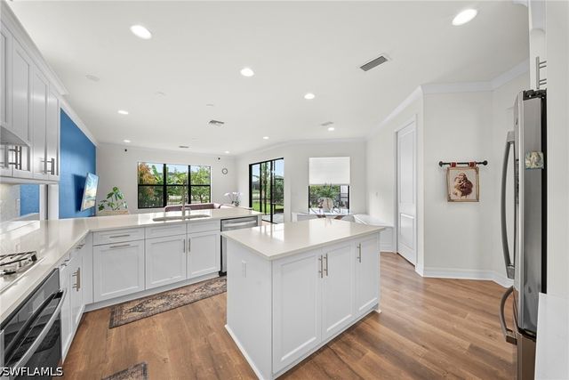 4586 Luminary AVE, Naples, FL 34119