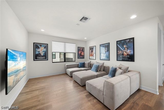 4586 Luminary AVE, Naples, FL 34119