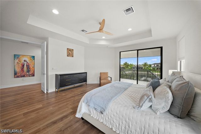 4586 Luminary AVE, Naples, FL 34119
