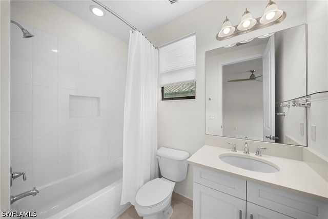 4586 Luminary AVE, Naples, FL 34119
