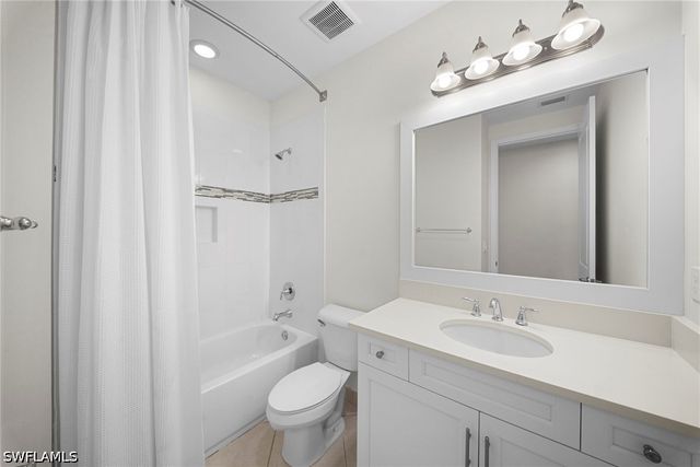 4586 Luminary AVE, Naples, FL 34119