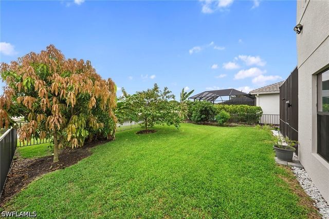 4586 Luminary AVE, Naples, FL 34119