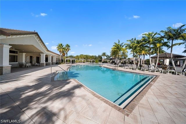 4586 Luminary AVE, Naples, FL 34119