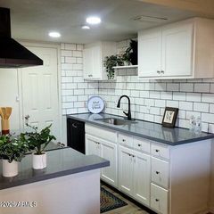 5218 N 42ND Lane, Phoenix, AZ 85019