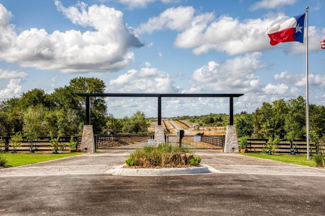 14804 Childress Ranch Dr, Washington, TX 77880