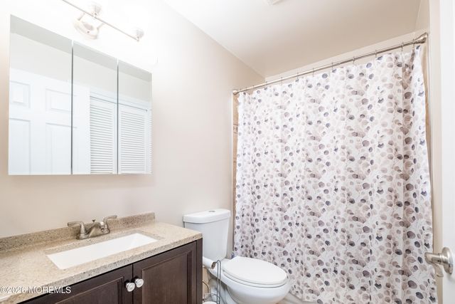 813 Wood Mill Drive, East Windsor, NJ 08512