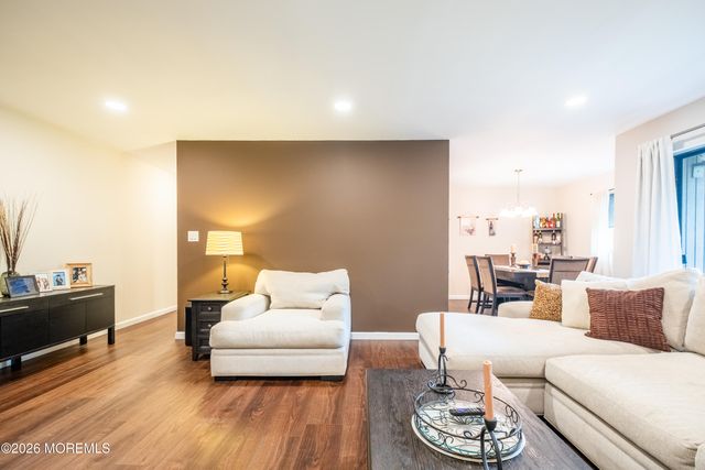 813 Wood Mill Drive, East Windsor, NJ 08512