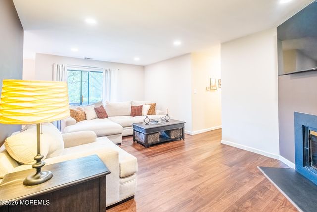 813 Wood Mill Drive, East Windsor, NJ 08512