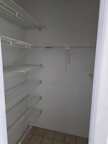 72 Ashby B 72, Deerfield Beach, FL 33442