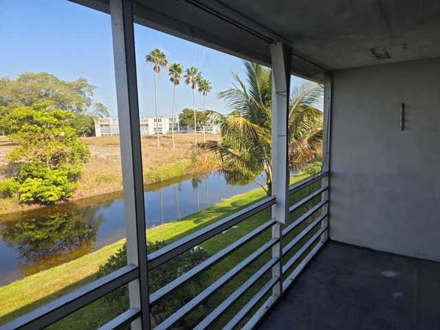72 Ashby B 72, Deerfield Beach, FL 33442
