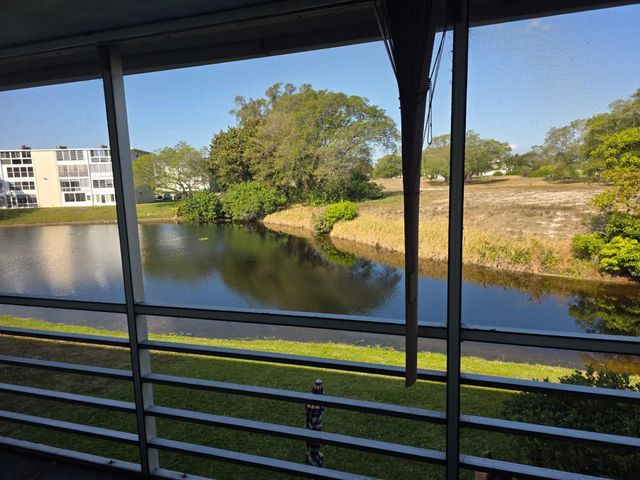 72 Ashby B 72, Deerfield Beach, FL 33442