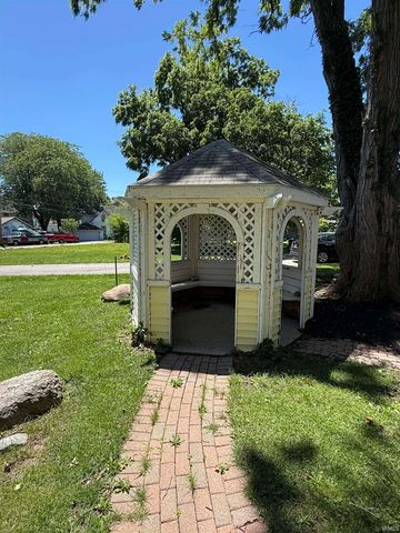 546 CHARLES Street, Huntington, IN 46750