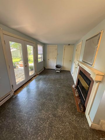546 CHARLES Street, Huntington, IN 46750
