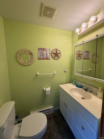 546 CHARLES Street, Huntington, IN 46750