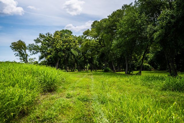 000 Pigg Road, Waxahachie, TX 75165