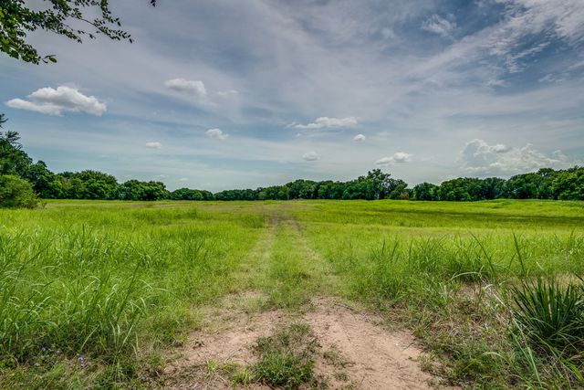000 Pigg Road, Waxahachie, TX 75165