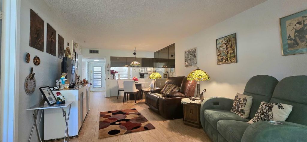 2601 NASSAU Bend E1, Coconut Creek, FL 33066