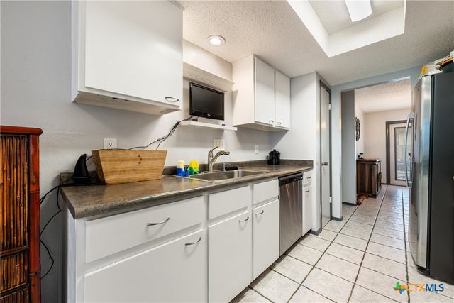 7805 Wakefield Drive, Austin, TX 78749