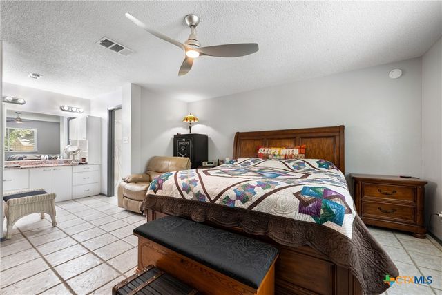 7805 Wakefield Drive, Austin, TX 78749