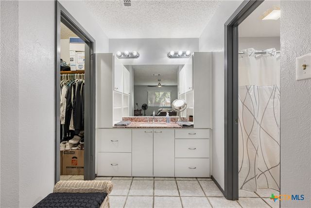 7805 Wakefield Drive, Austin, TX 78749