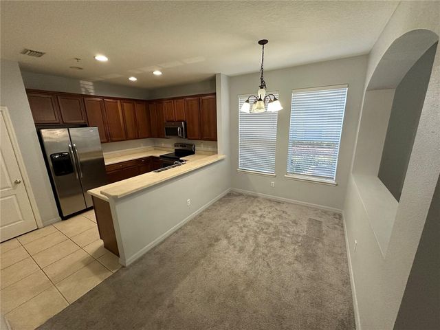 10252 LAKE DISTRICT LANE, Orlando, FL 32832