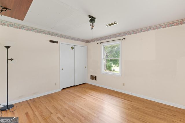 216 S Salem Drive, Mcdonough, GA 30253