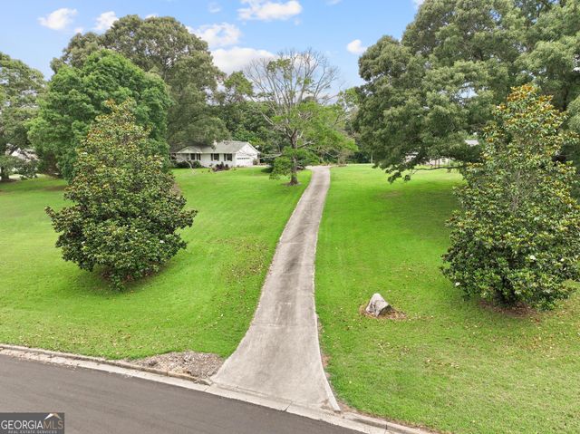 216 S Salem Drive, Mcdonough, GA 30253