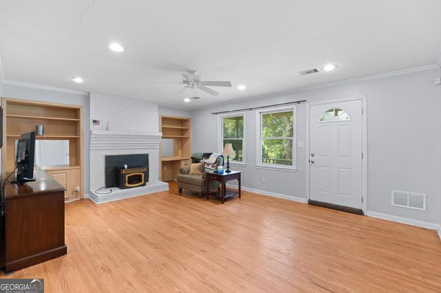 216 S Salem Drive, Mcdonough, GA 30253