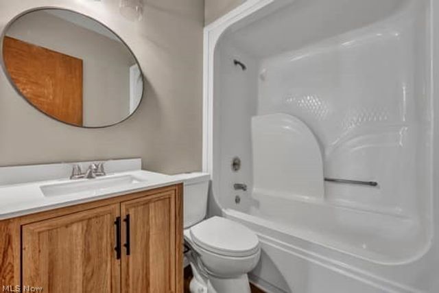 660 Rokeby Road, Eastlake, OH 44095