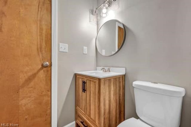 660 Rokeby Road, Eastlake, OH 44095