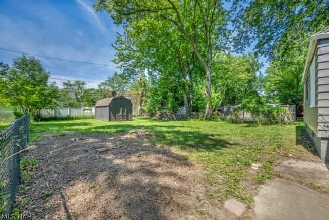 660 Rokeby Road, Eastlake, OH 44095