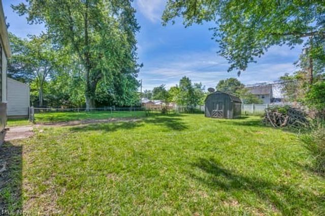 660 Rokeby Road, Eastlake, OH 44095