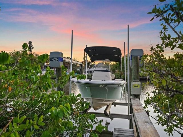 2492 WATERVIEW COURT, Sarasota, FL 34231