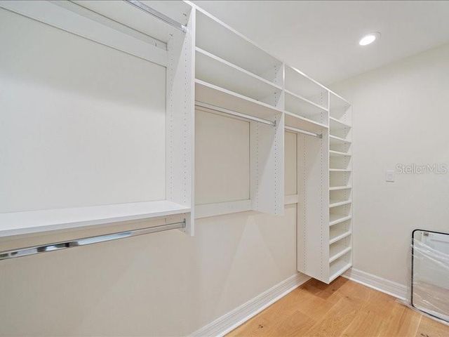 2492 WATERVIEW COURT, Sarasota, FL 34231